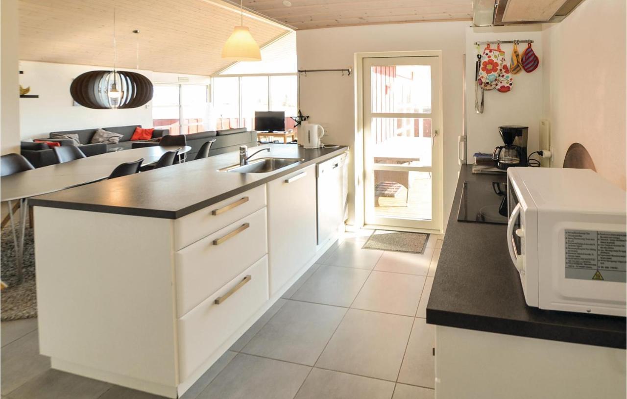 Pet Friendly Home In Augustenborg With Kitchen Asserballeskov المظهر الخارجي الصورة